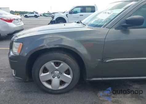2008 Dodge Magnum from USA, damaged, VIN 2D4FV47T58H251612